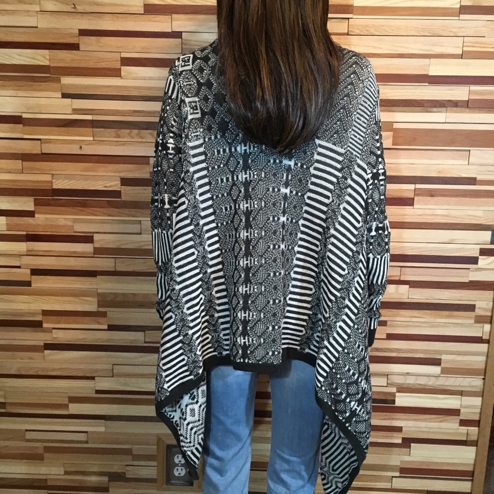NWOT COTTON ASYMMETRIC CARDIGAN - Picture 6 of 6